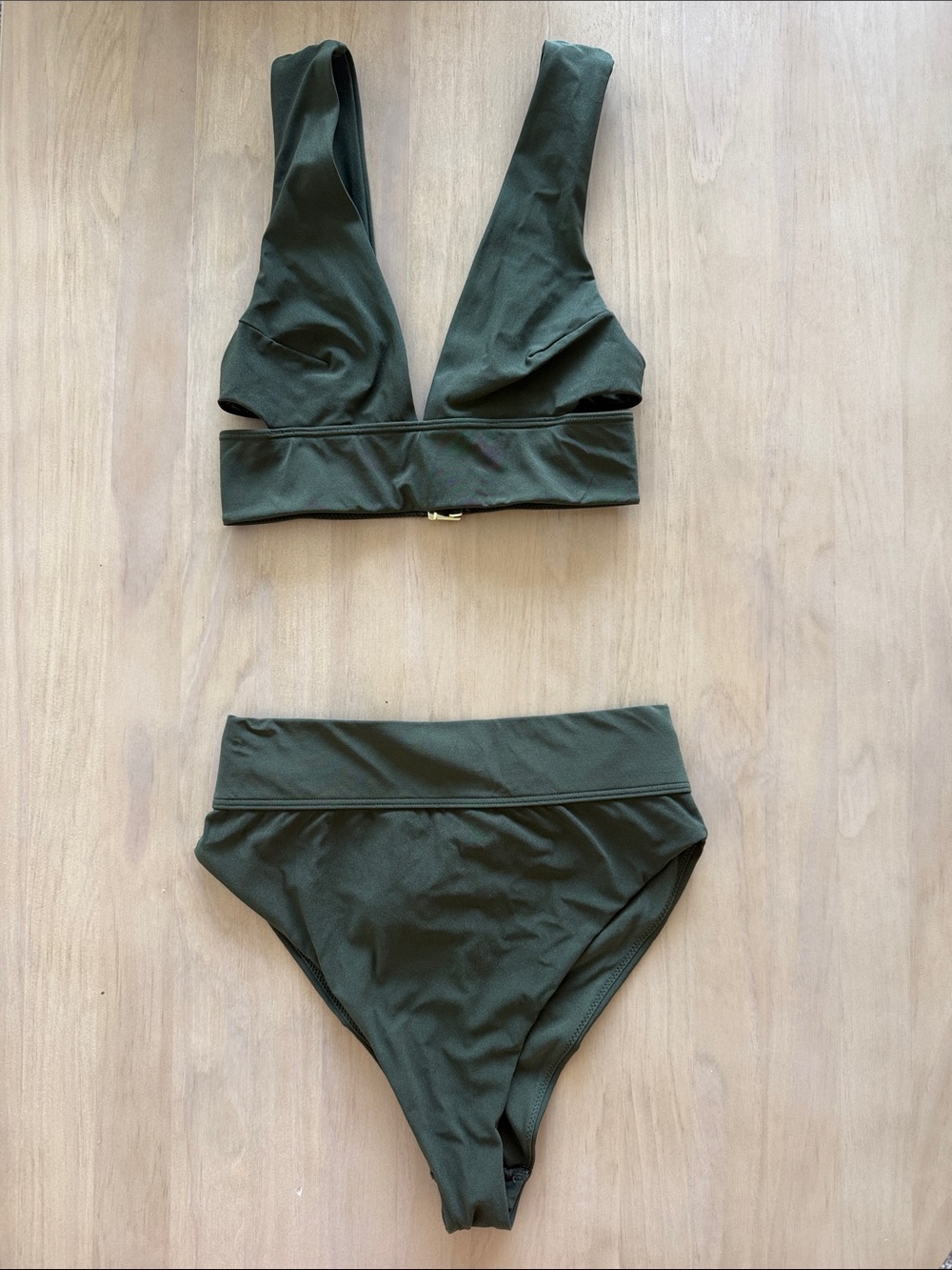 H&M olive cutout bikini with high waisted cheeky bottoms size 0 | vacation